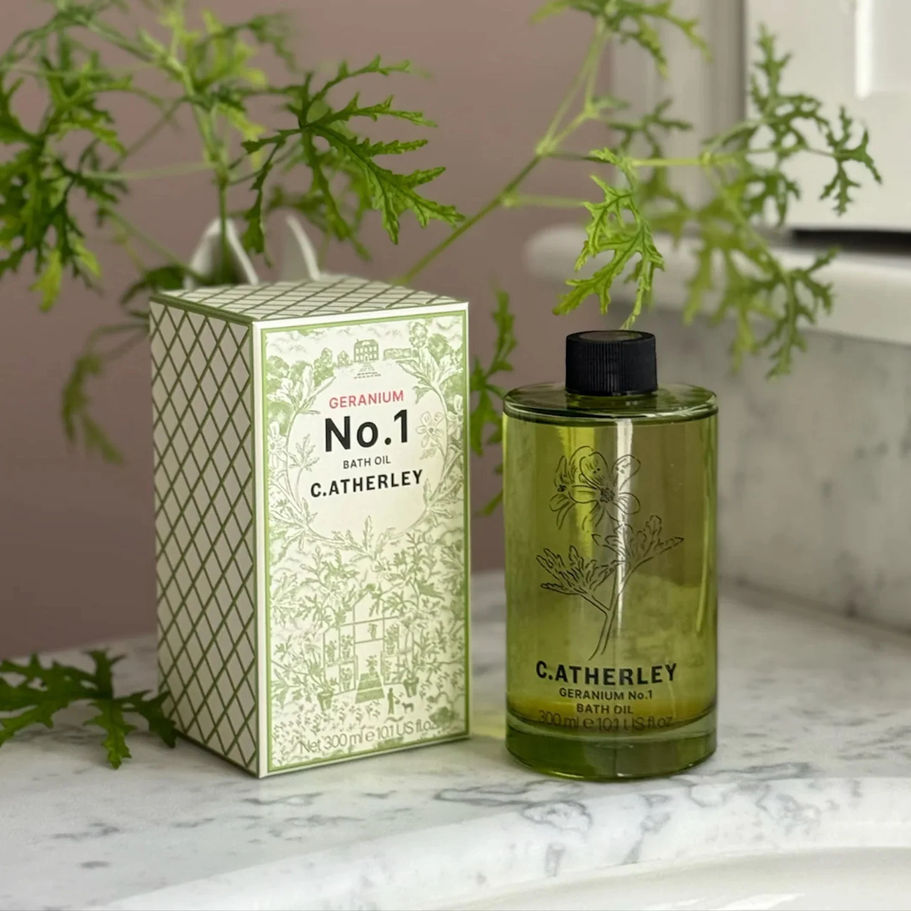 No. 1 Geranium Bath Oil C.Atherley London - Image 5