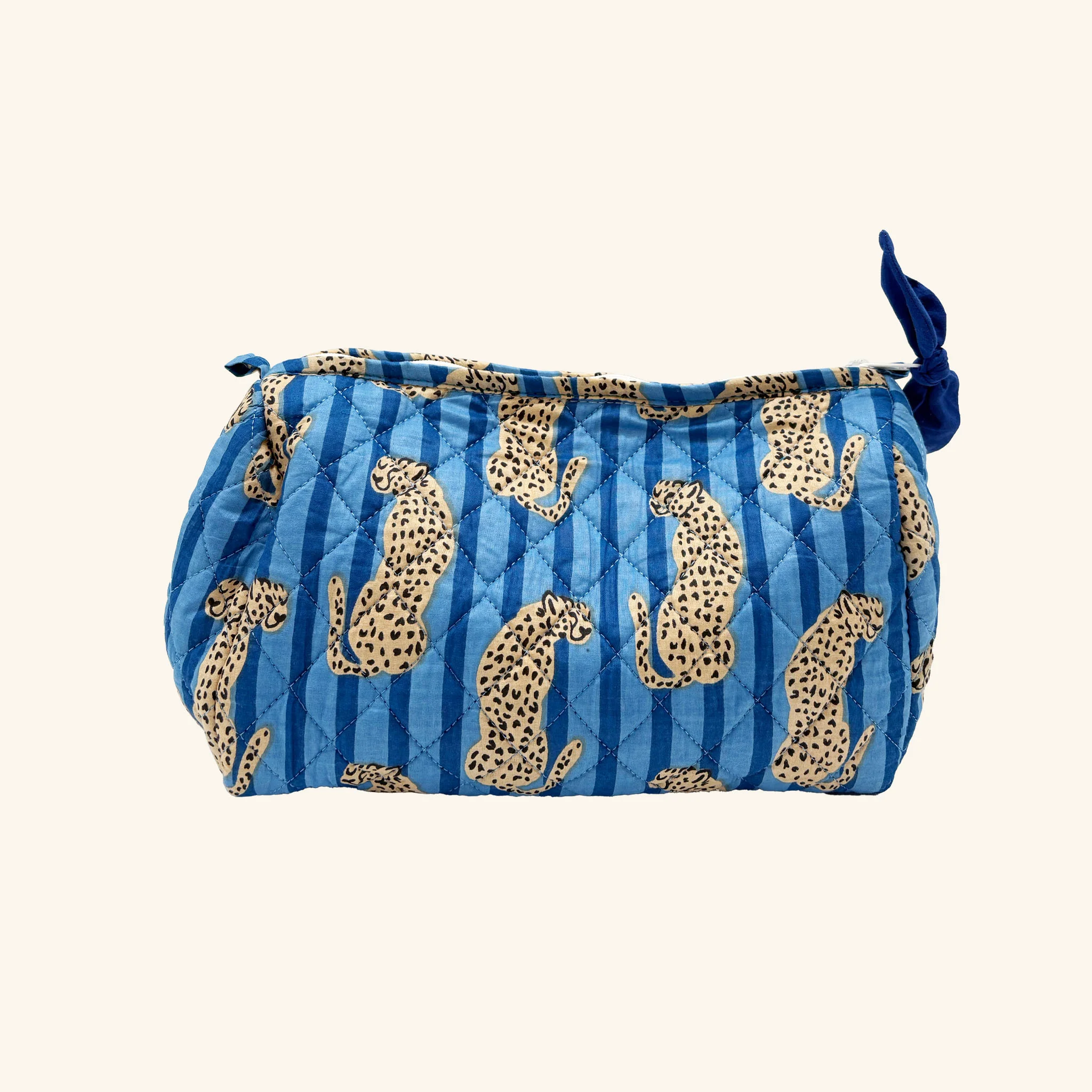 Leopard Wash Bag - Image 12