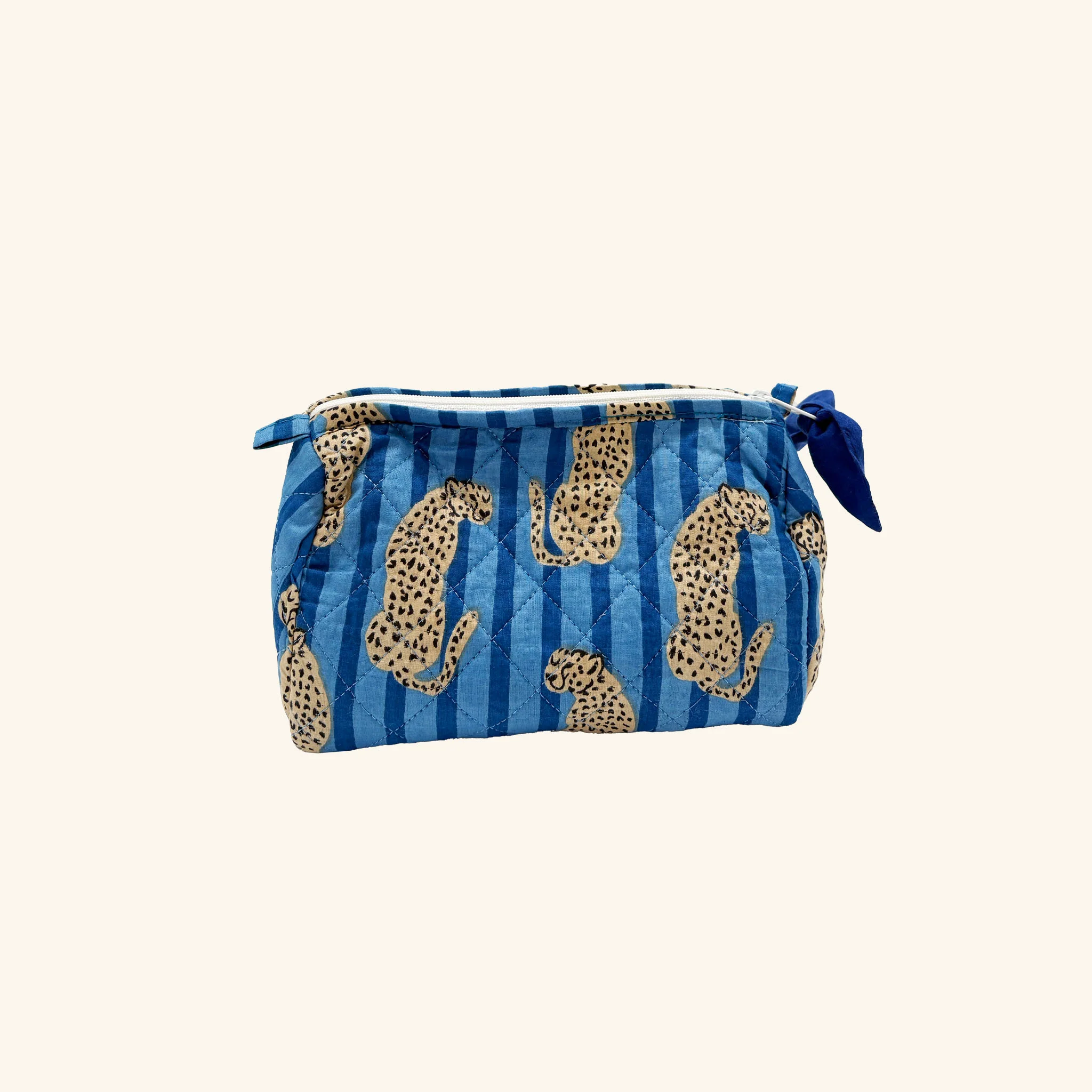 Leopard Wash Bag - Image 13