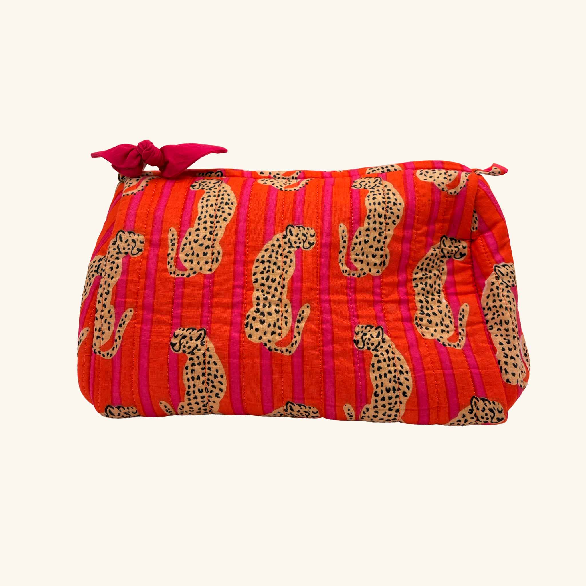 Leopard Wash Bag - Image 15