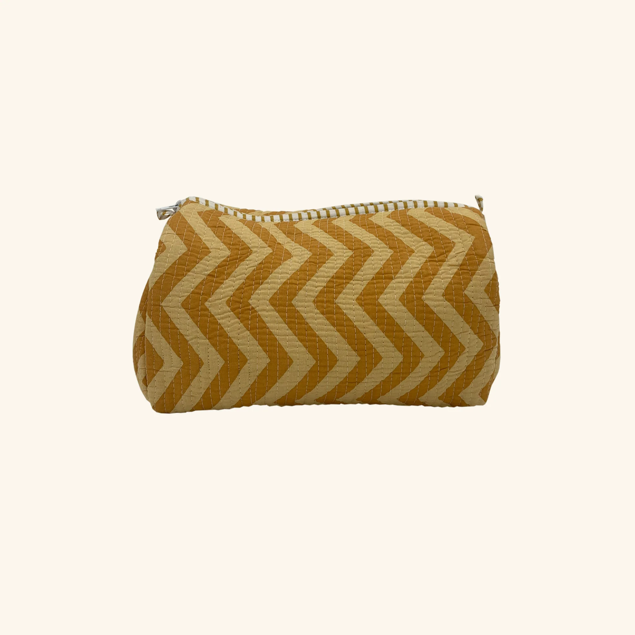 Zig Zag Printed Wash Bag - Image 10